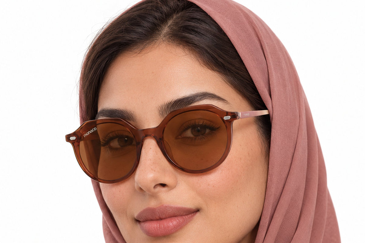 MONACO MN2027-49 Pink PN-C2 worn by a woman