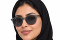 BLUE BEAT BB2027-41 Grey GY-C4 worn by a woman