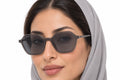 BLUE BEAT BB2027-44 Grey GY-C2 worn by a woman