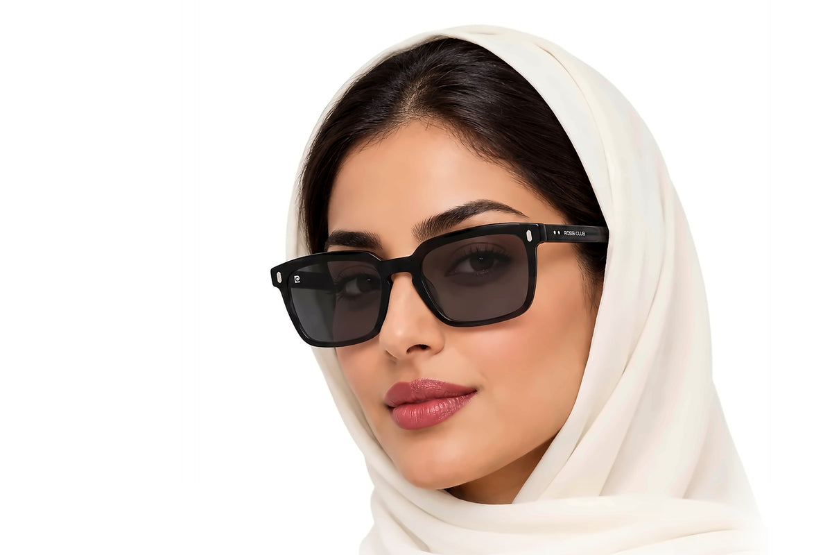 ROSSI CLUB RC2026-48 Grey GY-C2 worn by a woman