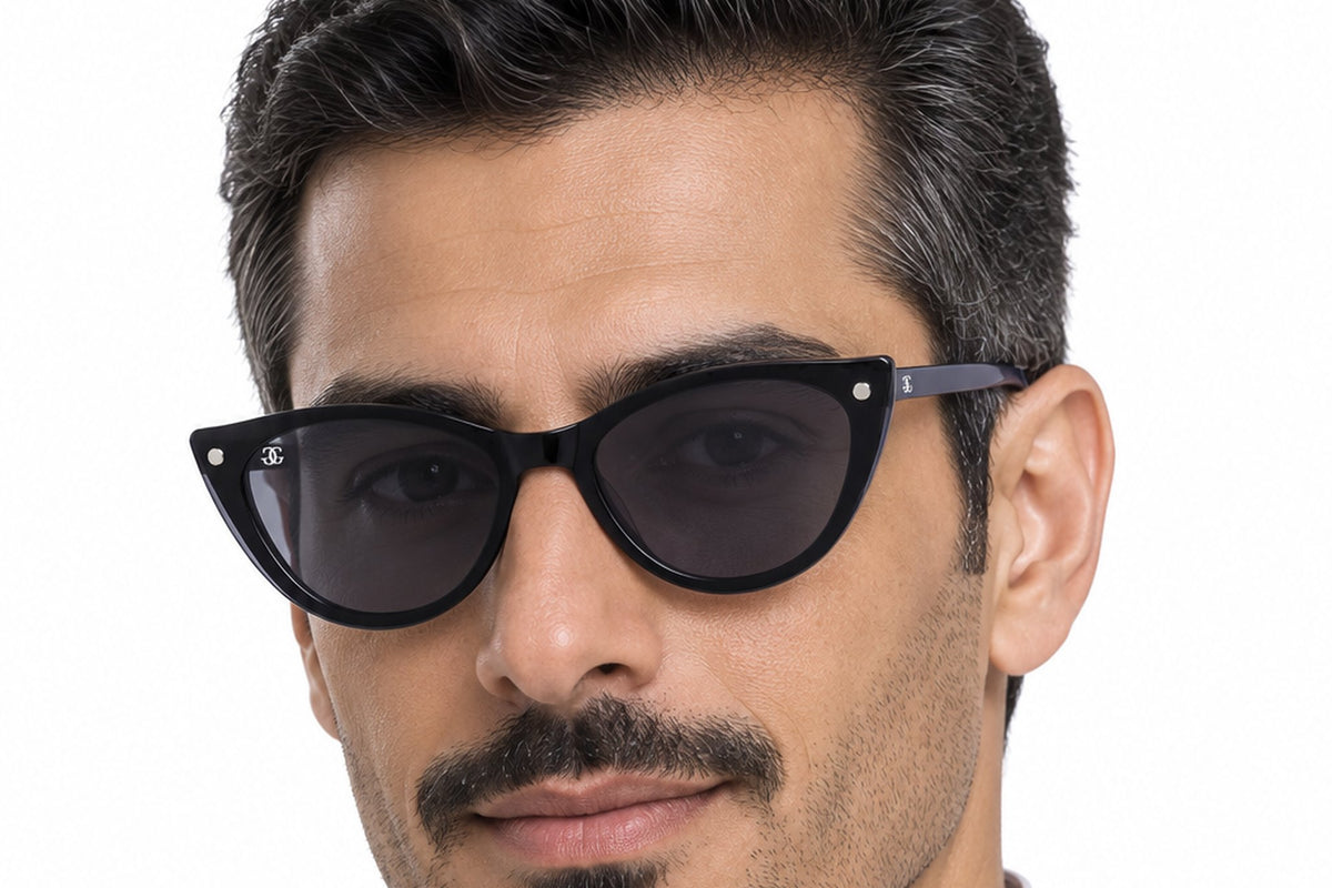 GALIA GA2027-50 Black BK-C5 worn by a man