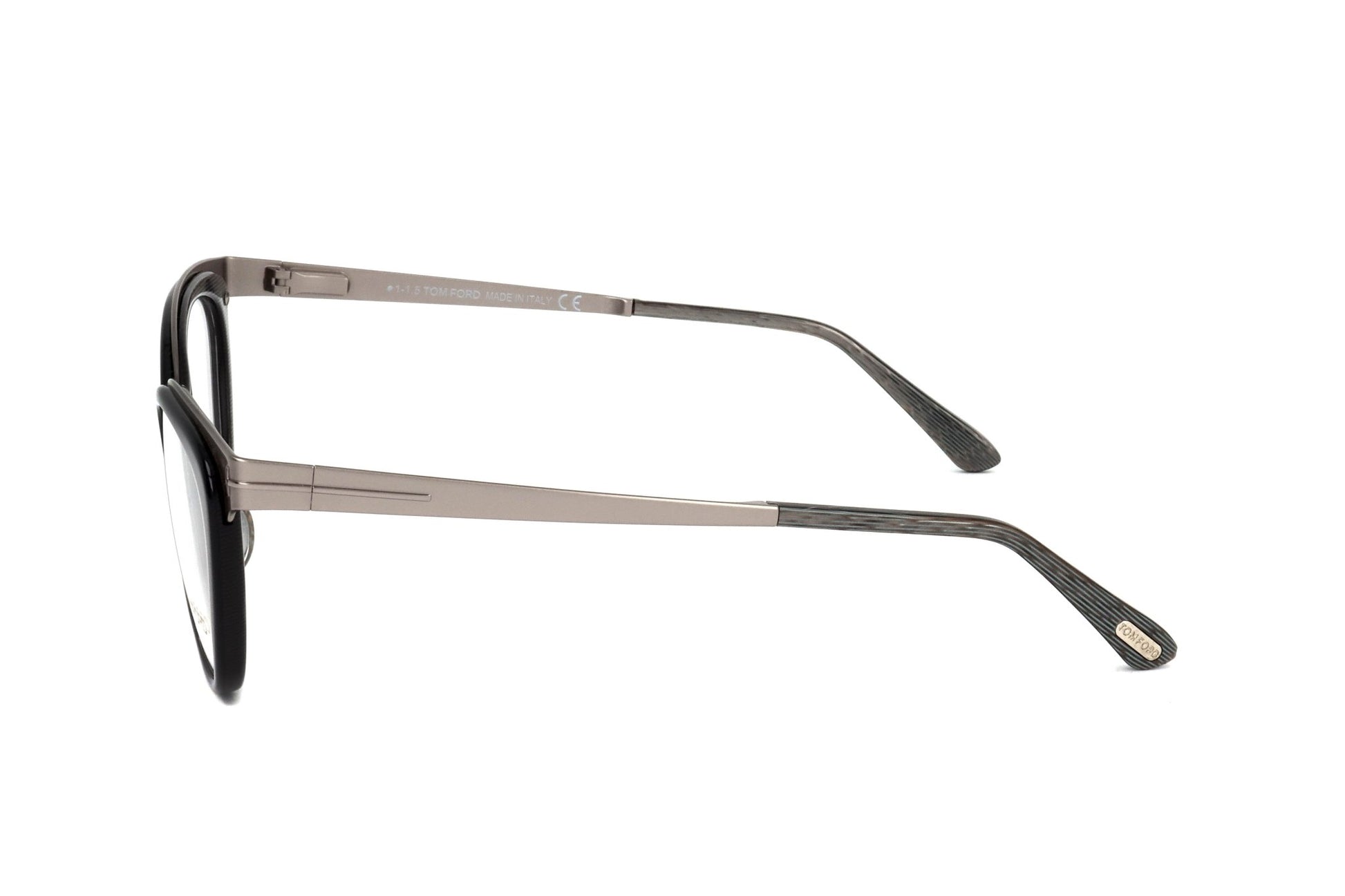 نظارات طبية من TOM FORD - Barakat Optical