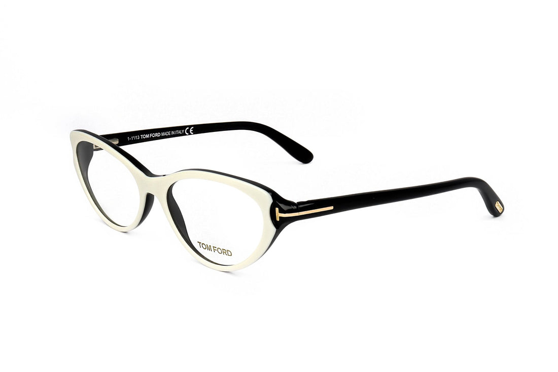 نظارات طبية من TOM FORD - Barakat Optical